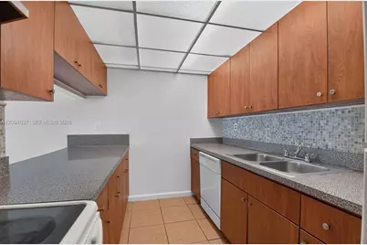 1880 N Congress Ave #301, West Palm Beach, FL 33401 - Photo 4