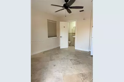 3889 NW 5th St, Miami, FL 33126 - Photo 18