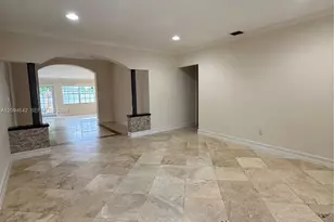 3889 NW 5th St, Miami, FL 33126 - Photo 6