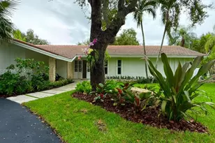 7521 SW 175th St, Palmetto Bay, FL 33157 - Photo 4