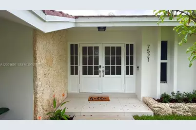 7521 SW 175th St, Palmetto Bay, FL 33157 - Photo 4