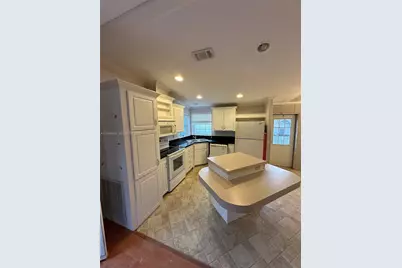21631 NW 8th Ct #H, Pembroke Pines, FL 33029 - Photo 44