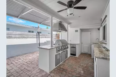 1232 NE 88th St, Miami, FL 33138 - Photo 12