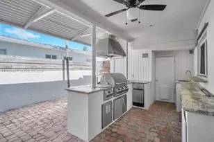 1232 NE 88th St, Miami, FL 33138 - Photo 12