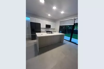 919 NW 55th St #921, Miami, FL 33127 - Photo 6