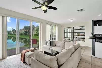 3169 NW 32nd Ct, Oakland Park, FL 33309 - Photo 2
