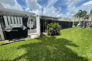 961 W 37th Terrace, Hialeah, FL 33012 - Photo 16