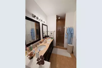9947 NW 10th Ter, Miami, FL 33172 - Photo 14