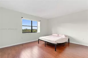 10253 NW 9th St Circle, Miami, FL 33172 - Photo 20