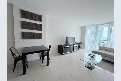 325 S Biscayne Blvd #3015, Miami, FL 33131 - Photo 6
