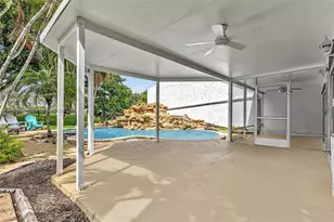 616 NE 195th St, Miami, FL 33179 - Photo 18