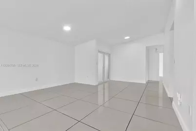 616 NE 195th St, Miami, FL 33179 - Photo 10