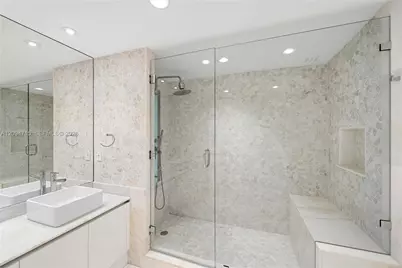 601 NE 36th St #1612, Miami, FL 33137 - Photo 24