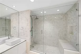 601 NE 36th St, Miami, FL 33137 - Photo 24