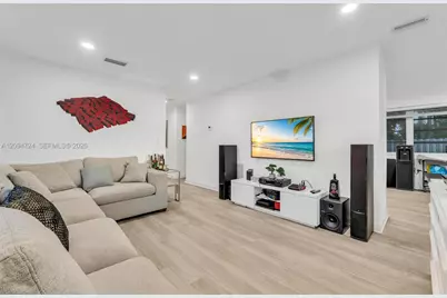445 SW 36th Ave, Miami, FL 33135 - Photo 28