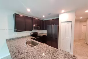 1085 NW 4th Ter, Florida City, FL 33034 - Photo 12