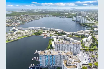 18071 Biscayne Blvd #303, Aventura, FL 33160 - Photo 34
