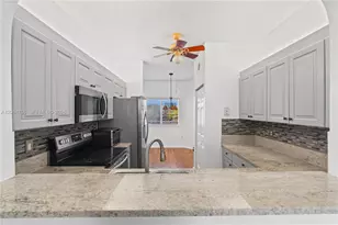 7647 Southampton Terrace, Tamarac, FL 33321 - Photo 4