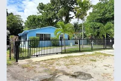 1130 Kasim St, Opa Locka, FL 33054 - Photo 2
