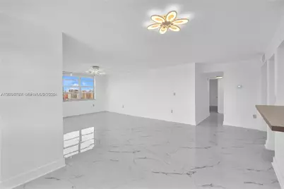 2780 NE 183rd St #1601, Aventura, FL 33160 - Photo 4