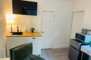 280 NW 148th St, Miami, FL 33168 - Photo 2