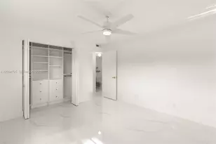 392 Mansfield J, Boca Raton, FL 33434 - Photo 20