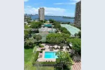 11111 Biscayne Blvd #4D, Miami, FL 33181 - Photo 4