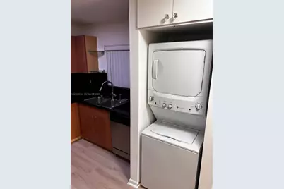 16851 NE 35th Ave #32, North Miami Beach, FL 33160 - Photo 10