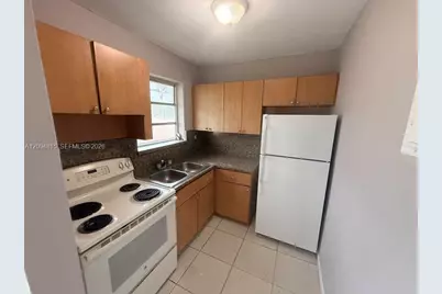3130 NW 21st Ct #10, Miami, FL 33142 - Photo 2