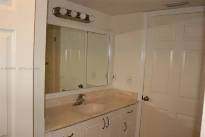 4871 Via Palm Lks #703, West Palm Beach, FL 33417 - Photo 10
