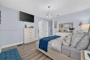 3226 W 97th St, Hialeah, FL 33018 - Photo 28