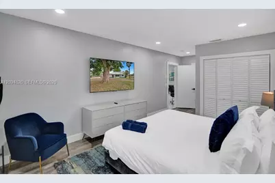 63 SE 5th Ave, Deerfield Beach, FL 33441 - Photo 10