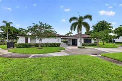 204 Lake Pointe Dr #107, Oakland Park, FL 33309 - Photo 48