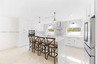 7985 SW 136th St, Pinecrest, FL 33156 - Photo 4