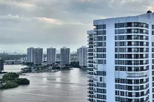 3500 Mystic Pointe Dr, Aventura, FL 33180 - Photo 4