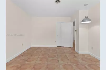 9360 SW 25th St, Miami, FL 33165 - Photo 16