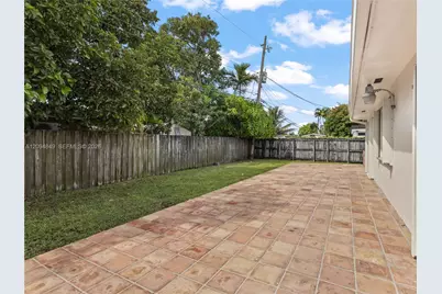 9360 SW 25th St, Miami, FL 33165 - Photo 36