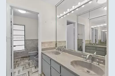 9360 SW 25th St, Miami, FL 33165 - Photo 28