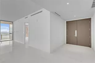 300 Biscayne Blvd Way, Miami, FL 33131 - Photo 6