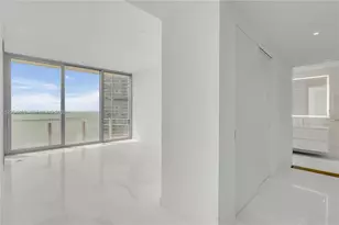 300 Biscayne Blvd Way, Miami, FL 33131 - Photo 16