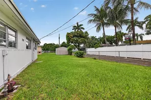 702 N 31st Ct, Hollywood, FL 33021 - Photo 36
