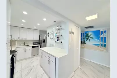 2201 S Ocean Dr #605, Hollywood, FL 33019 - Photo 2