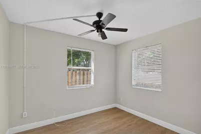 5197 NE 14th Ave, Pompano Beach, FL 33064 - Photo 14