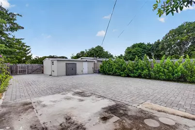 5197 NE 14th Ave, Pompano Beach, FL 33064 - Photo 30