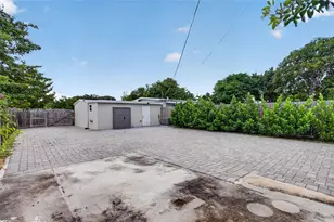 5197 NE 14th Ave, Pompano Beach, FL 33064 - Photo 30