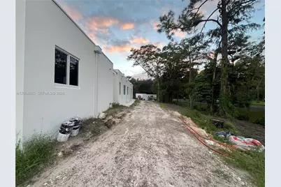 5810 NW 66th Ave, Parkland, FL 33067 - Photo 22