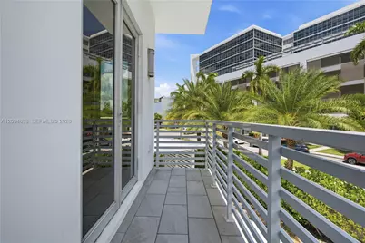 8221 NW 34th Dr, Doral, FL 33122 - Photo 58