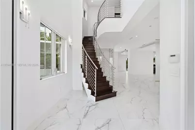 8221 NW 34th Dr, Doral, FL 33122 - Photo 8