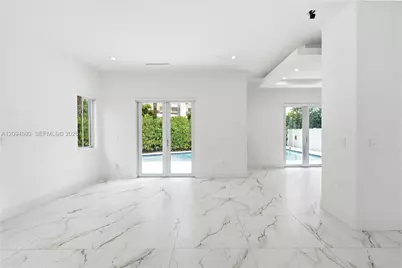 8221 NW 34th Dr, Doral, FL 33122 - Photo 18