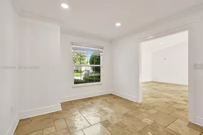 6121 SW 113th Ct, Miami, FL 33173 - Photo 10